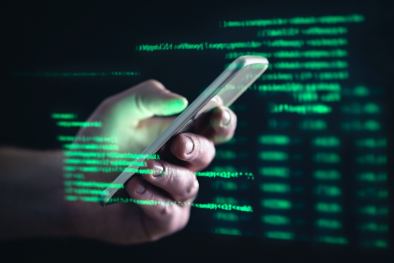 5 Habits That Can Cause Your Smartphone to Work Unstably