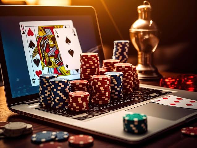 How Online Casino Bonuses Actually Work and When to Use Them